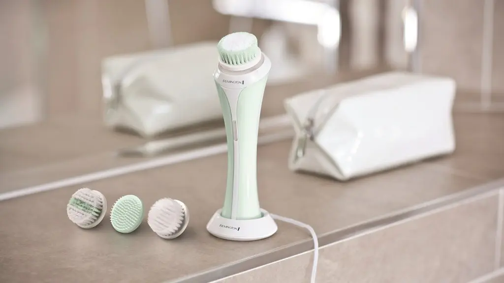 Remington REVEAL FC1000 Facial Brush
