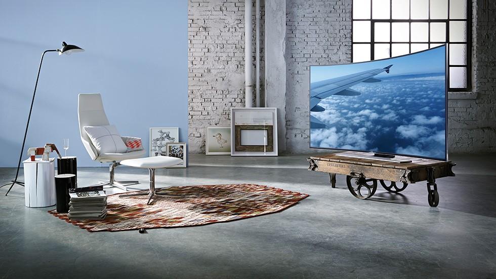 Samsung Curved UHD TV