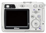 Nikon-Coolpix-5900-back