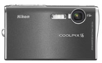 Nikon Coolpix S6 fram